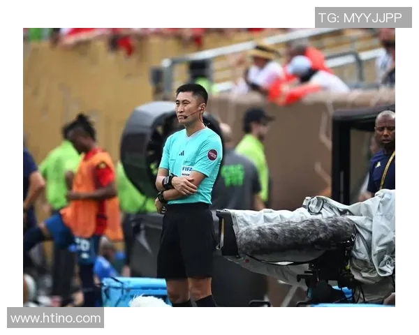 高清足球明星抽签盛况图集展现精彩瞬间与球员风采